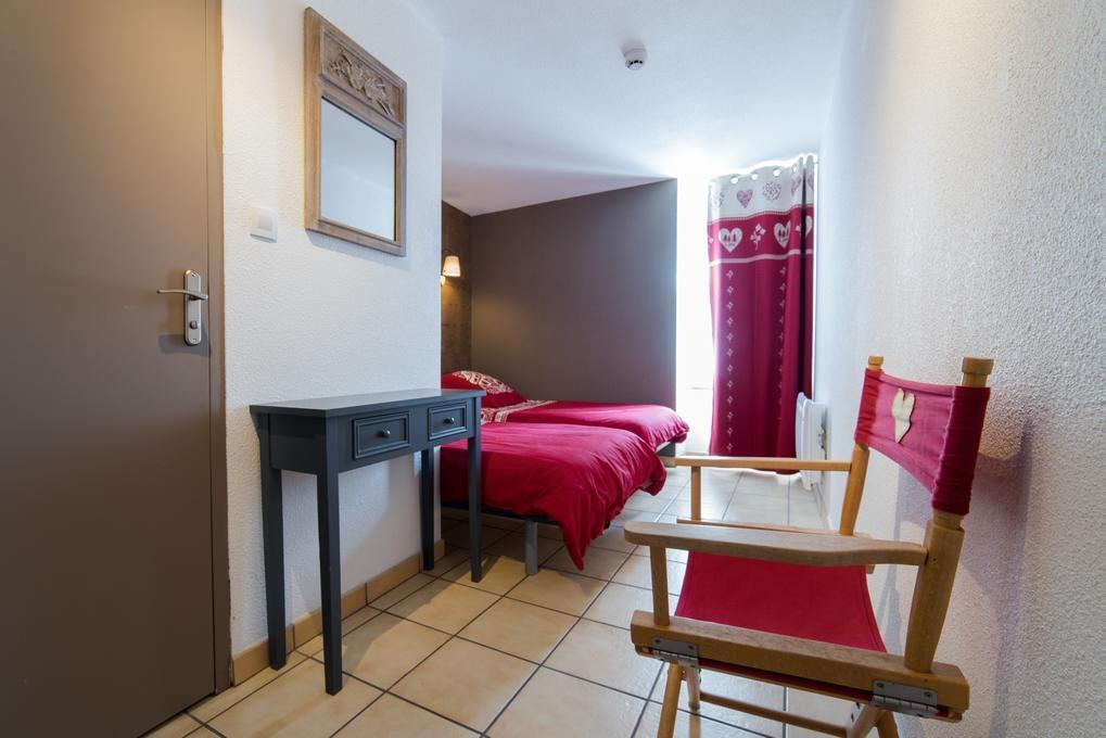 Gite La Maisonnee Sazos Exteriör bild
